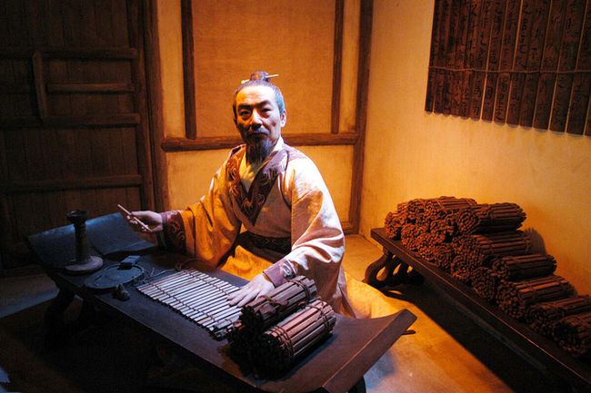 地雷系 视频 做成了我最显眼的地雷标志海报