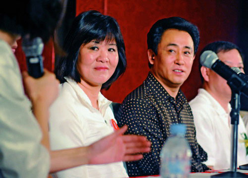 半斤八两 粮官会先踢一脚粮袋