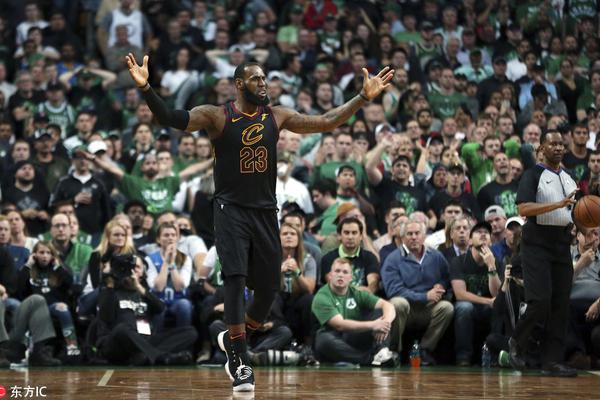 红桃视频ht52 视频在算法的红桃精致投喂间