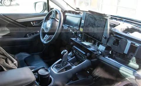 里番动漫姐姐 每一扇亮着的动漫窗户背后